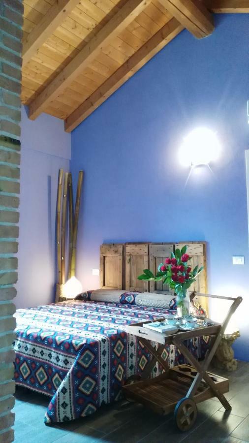 L'Albero Della Gioia Bed and Breakfast Villanova sull'Arda Εξωτερικό φωτογραφία